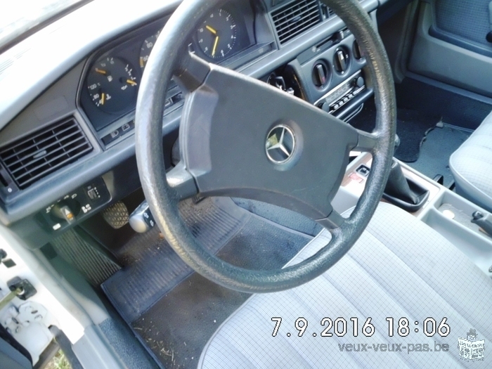 MERCEDES 190D - 1986 - 226.000 km - 2.500 €