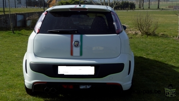 Une ABARTH c'est rouler avec une voiture d'exception.