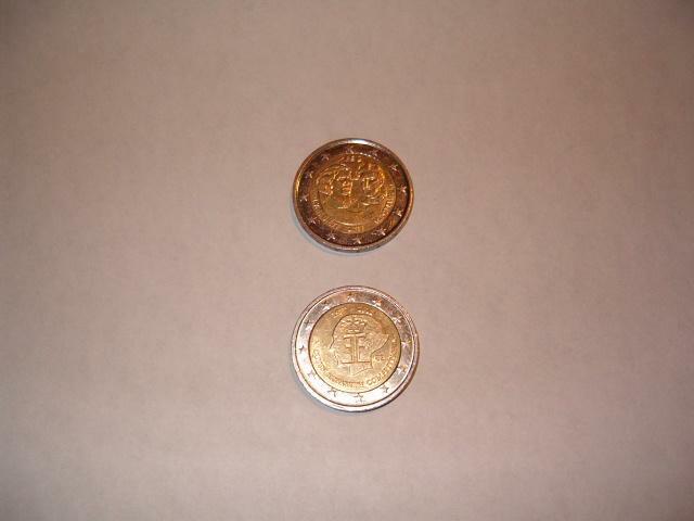 2 pièces de 2€ commémoratives belges à vendre (neuves)