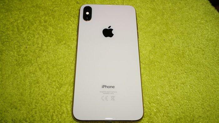 IPHONE XS MAX