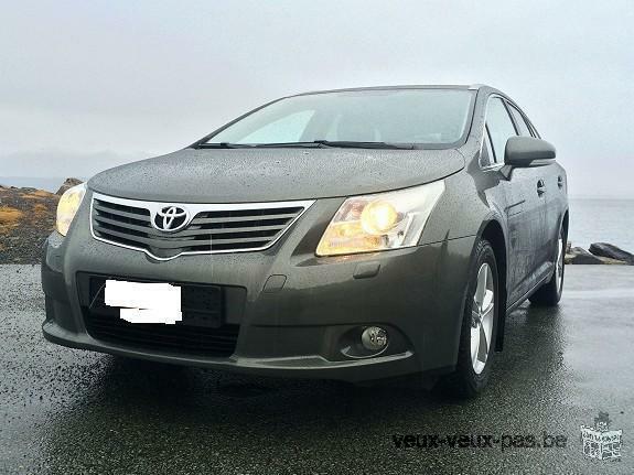 Toyota Avensis 2.0 Navi