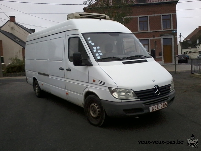 mercedes sprinter long châssis avec frigo