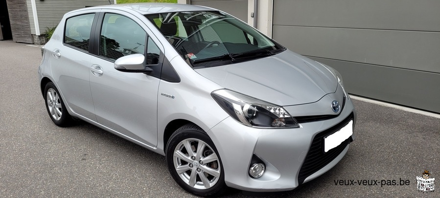 Toyota Yaris 1.5 Hybrid Model Year: 2012