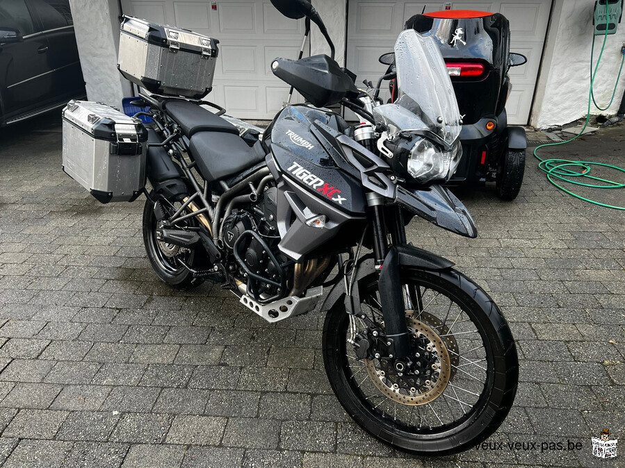 Triumph Tiger 800 XCX