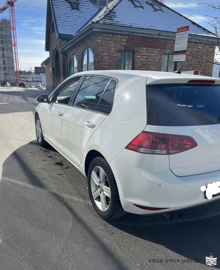 Voiture Volkswagen Golf 2013