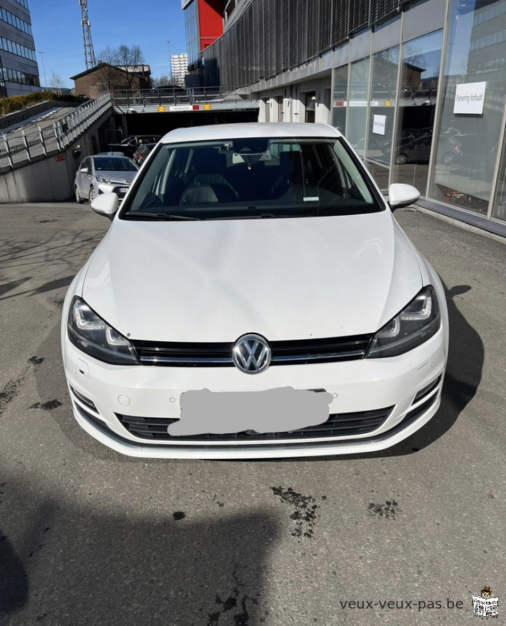 Voiture Volkswagen Golf 2013