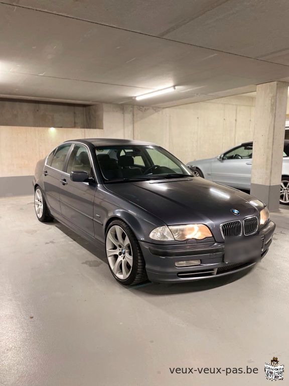 BMW 330i