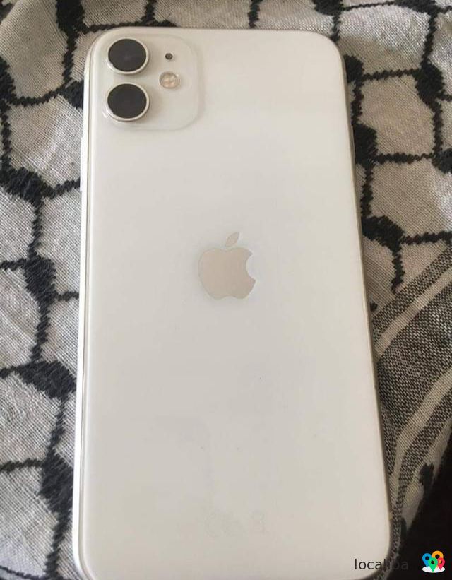 iPhone 11 blanc disponible