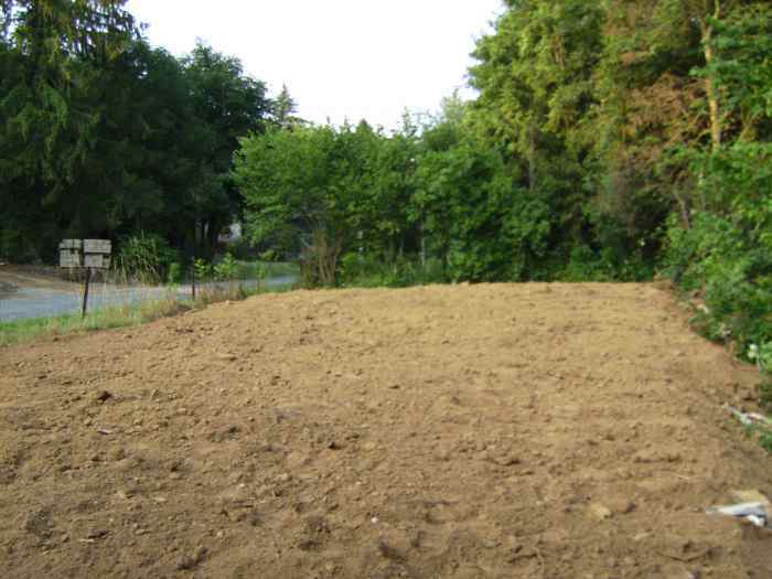 Terrain à bâtir à 1 km de la ville