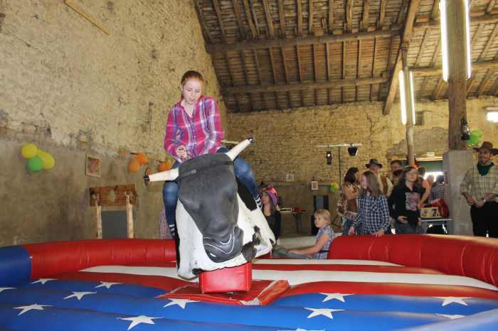 rodeo mecanique/taureau mecanique/ chateaux gonflables !