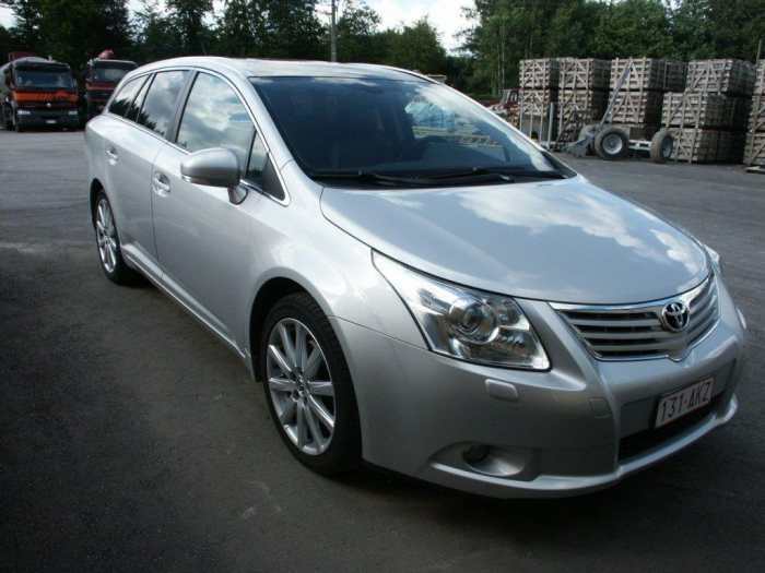 A VENDRE TOYOTA AVENSIS WAGON 2.2 D4D DPF PREMIUM PACK