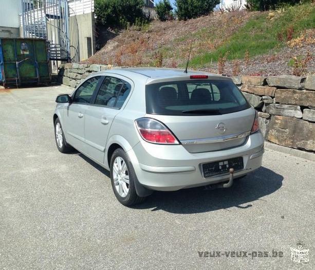 Opel Astra 1.7 CDTi Cosmo