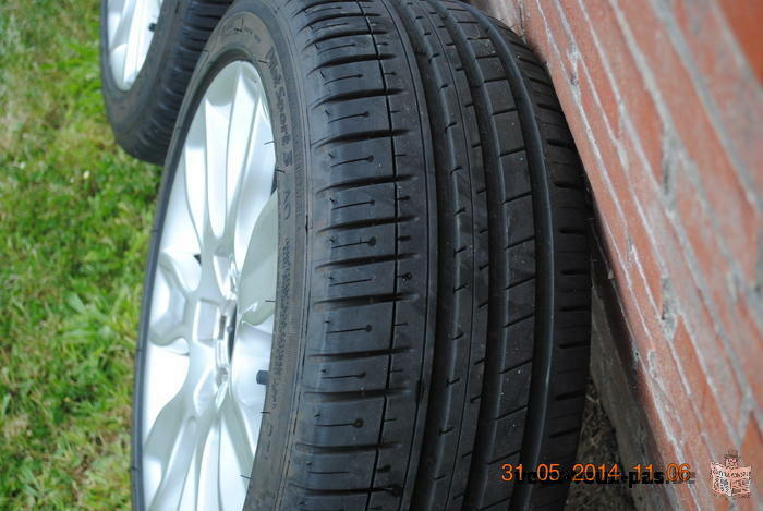 4 Jantes en aluminium Audi + 4 Pneus Michelin