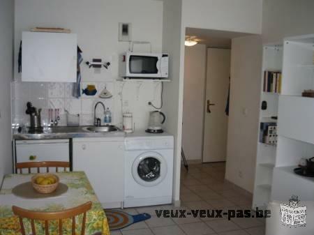 Location T2 meublé dans immeuble standing