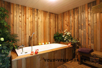 Ardenne Gîte sauna, jacuzzi, wifi, 8/12 pers.vue exceptionnelle !