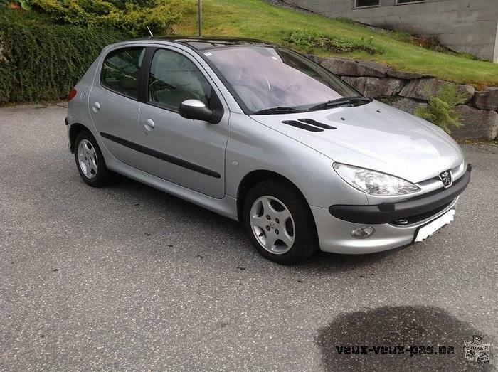 Urgent peugeot 206 pour la rentré