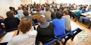 Professeur de langues germaniques expérimenté mouscron tournai