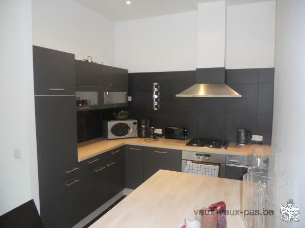 APPARTEMENT MEUBLE 1CHAMBRE DE 90M² sur BRUXELLES (Square Marie-Louise)