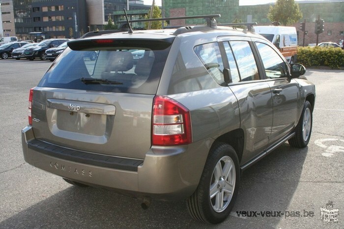 vends voiture Jeep Compass 2,0 CRD Sport 2008