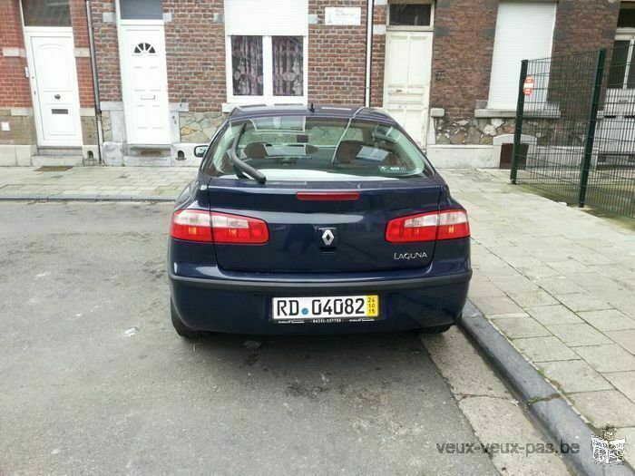 voiture trés propre