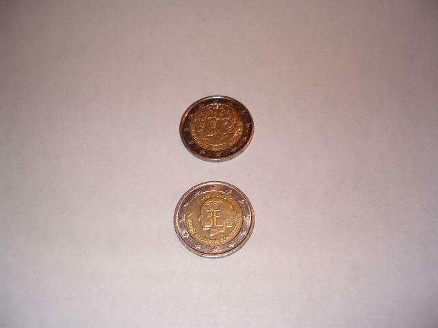 2 pièces de 2€ commémoratives belges à vendre (neuves)